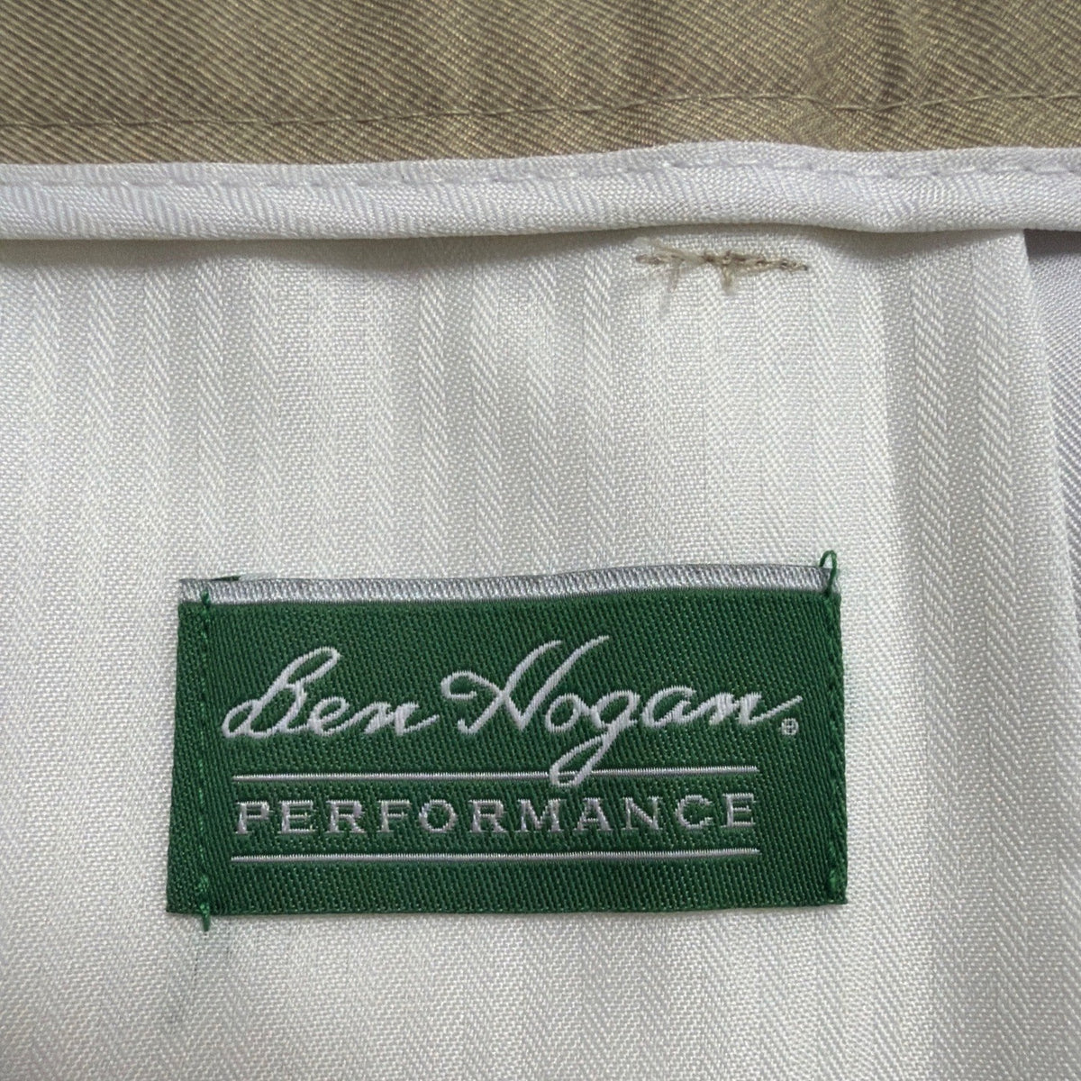 Ben Hogan Mens Beige  Performance Golf Shorts Easy Care & PowerWick Size 36