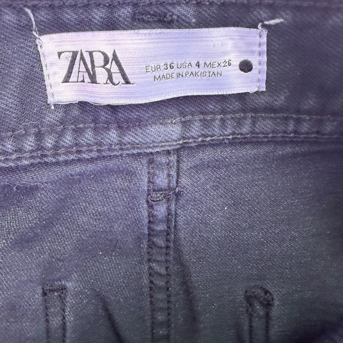 Zara Womens Black Wide Leg Frayed Hem Jeans Casual Style Size 4 