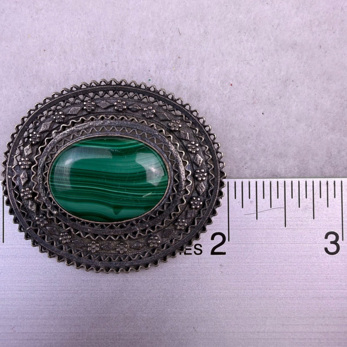 Sterling Silver Womens Green Malachite Brooch Gemstone Filigree Oval Vintage 925