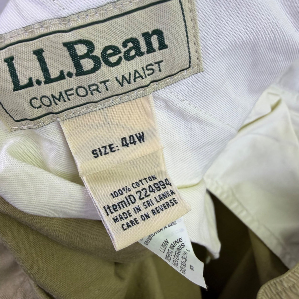 L.L. Bean Mens Khaki Cotton Tropic Weight Cargo Shorts Size 44W