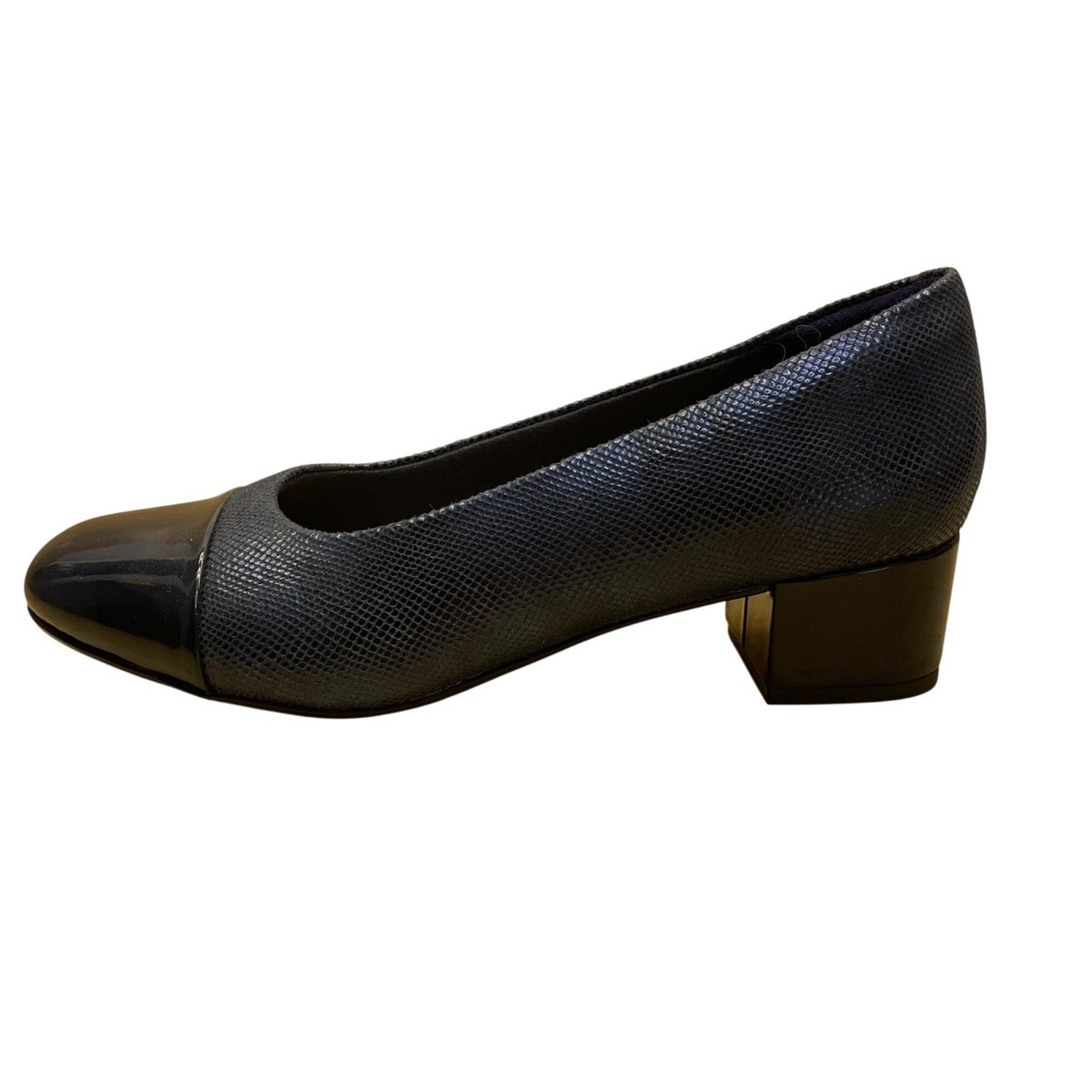Clarks Women's Navy Faux Leather Block Heel Cap Toe Collection Pumps Size 7.5