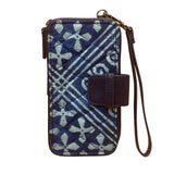Vera Bradley Women’s Blue Patterned Cotton Zipper And ID Window Wristlet Wallet