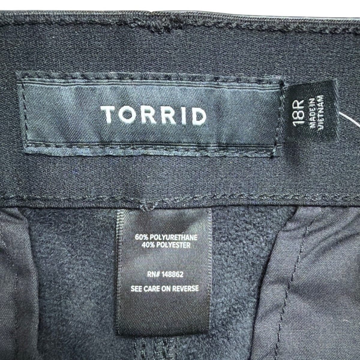 Torrid Womens Black Faux Leather High-Rise Pintuck Bootcut Pants Size 18 Regular
