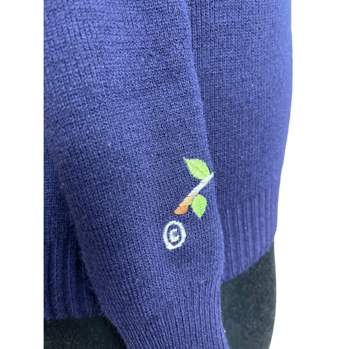 Cyn Totles Women's Dark Blue Pear Tree Design Sweater Sz M - NWT