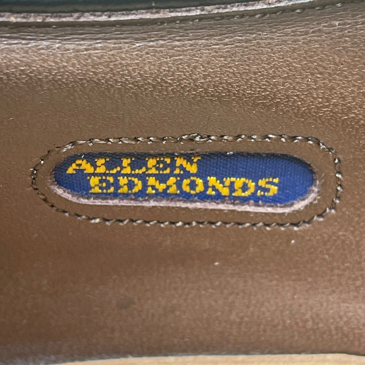 Allen Edmonds Men’s Brown Burgundy Leather Wingtip Oxford Dress Shoes Size 11B
