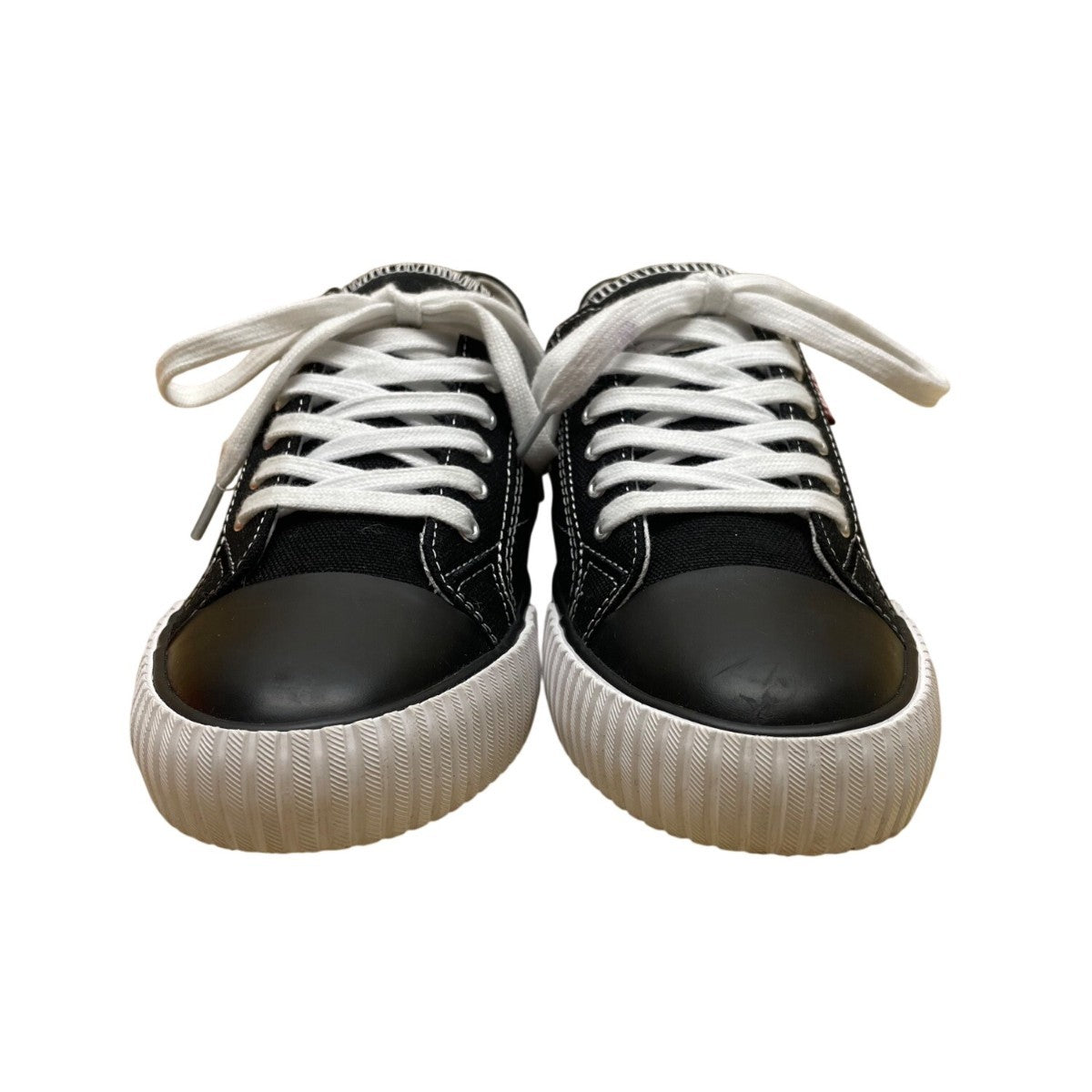 Levis Women’s Black Canvas Lace-Up Flat Skateboard Sneakers Size 6.5