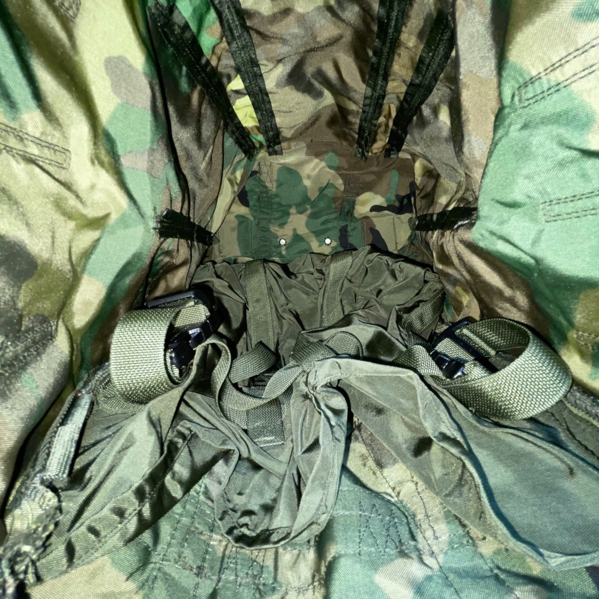 Field Pack Combat Men’s Green Camouflage Adjustable Strap Military Backpack