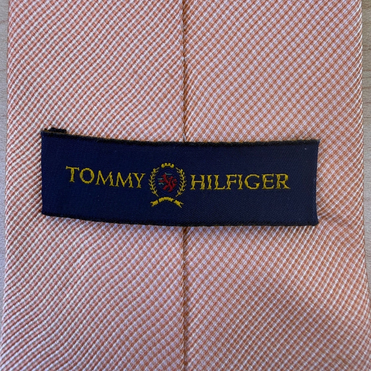 Tommy Hilfiger Mens Peach & Blue Silk Houndstooth Reversible Tie Classic Style