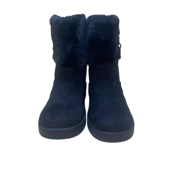 GBG Women’s Black Faux Suede Fur-Lined Gold Logo Accent Short Boots Size 7M
