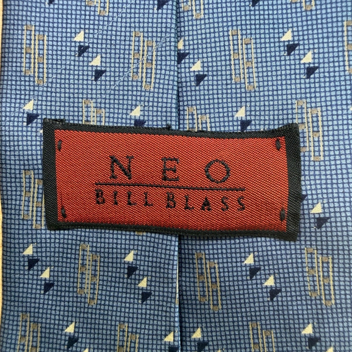 Neo Bill Blass Mens Blue Silk Patterned Necktie Diamond Motif Made In Mexico