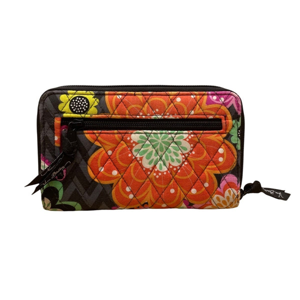 Vera Bradley Women’s Black Multicolor Quilted Floral Pattern Turnlock Wallet