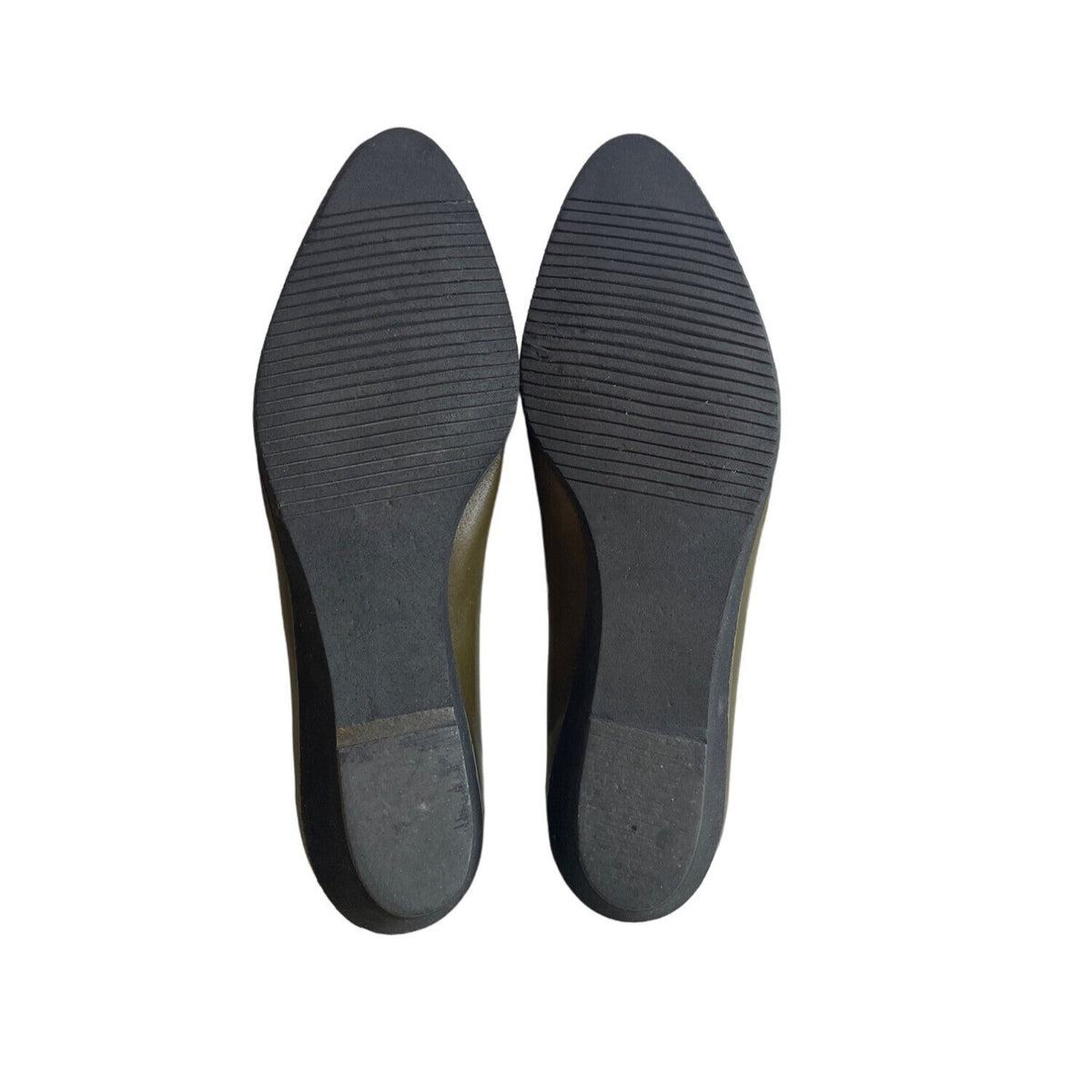 Vintage Salvatore Ferragamo Women's Olive Green Flat Shoes Sz 8B