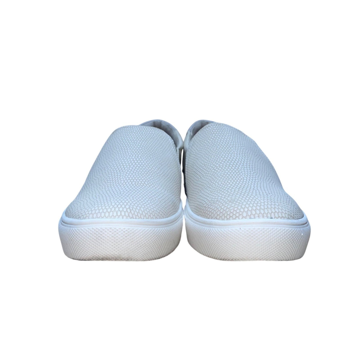 Dr. Scholls Women’s White Embossed Upper Be Free Slip On Nova Sneakers 9.5M