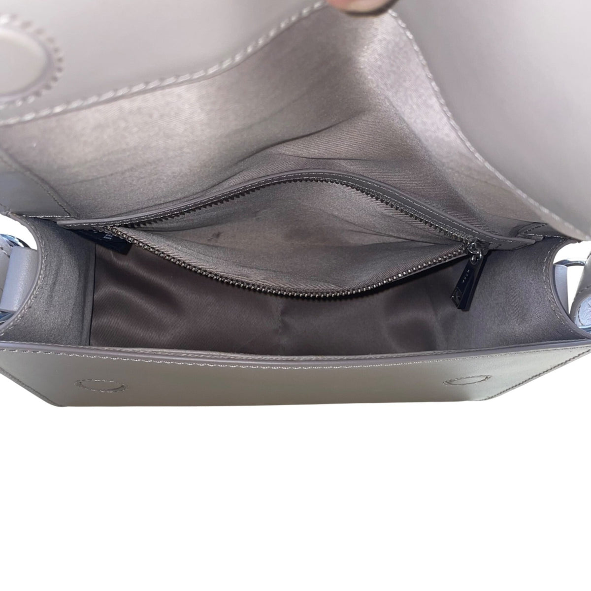 Wera Women’s Gray Leather Envelope Flap Adjustable Strap Compact Crossbody Bag