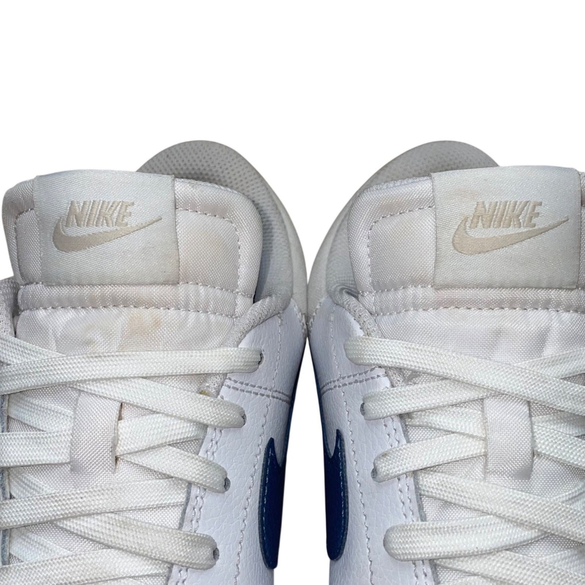 Nike Women’s White & Blue  Leather Lace-Up Court Legacy Lift Sneakers Size 9.5