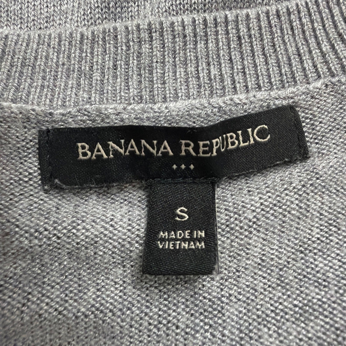 Banana Republic Women Gray V-Neck Sweater Classic Knit Pullover Size S