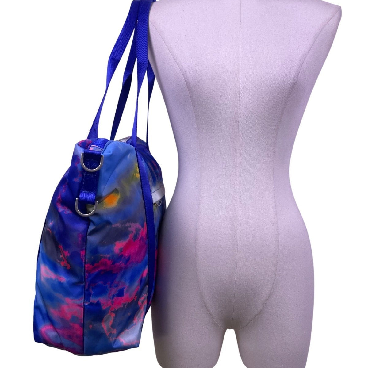 Fabletics Women’s Blue Multicolor Cloud Print Adjustable Straps Tote Bag