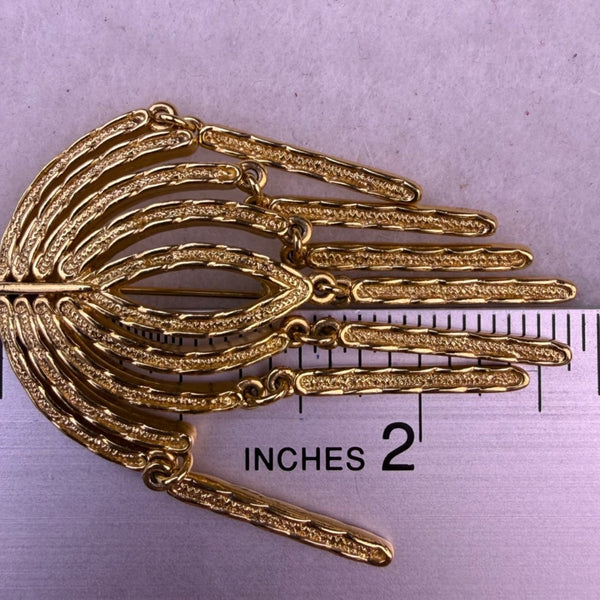 Sarah Coventry Gold Tone Waterfall Brooch Pin Retro Jewelry Vintage Style