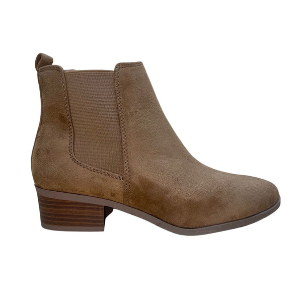 Soda Women’s Brown Faux Suede Slip-On Stacked Heel Chelsea Ankle Booties Sz 8.5