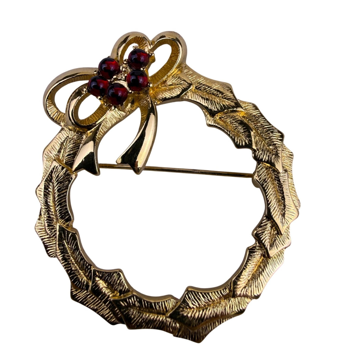 Monet Womens Gold Tone Red Glass Holly Wreath Brooch Leaf Berry Bow Design