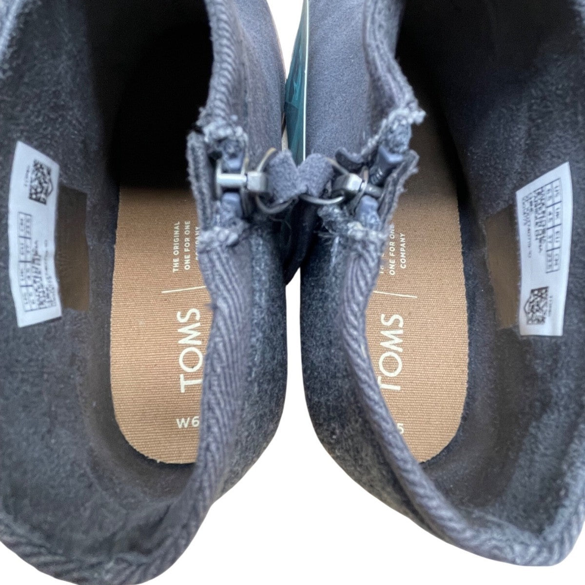 Toms Women’s Gray Suede Faux Wool Side Zipper Closure Ankle Booties Size 6.5