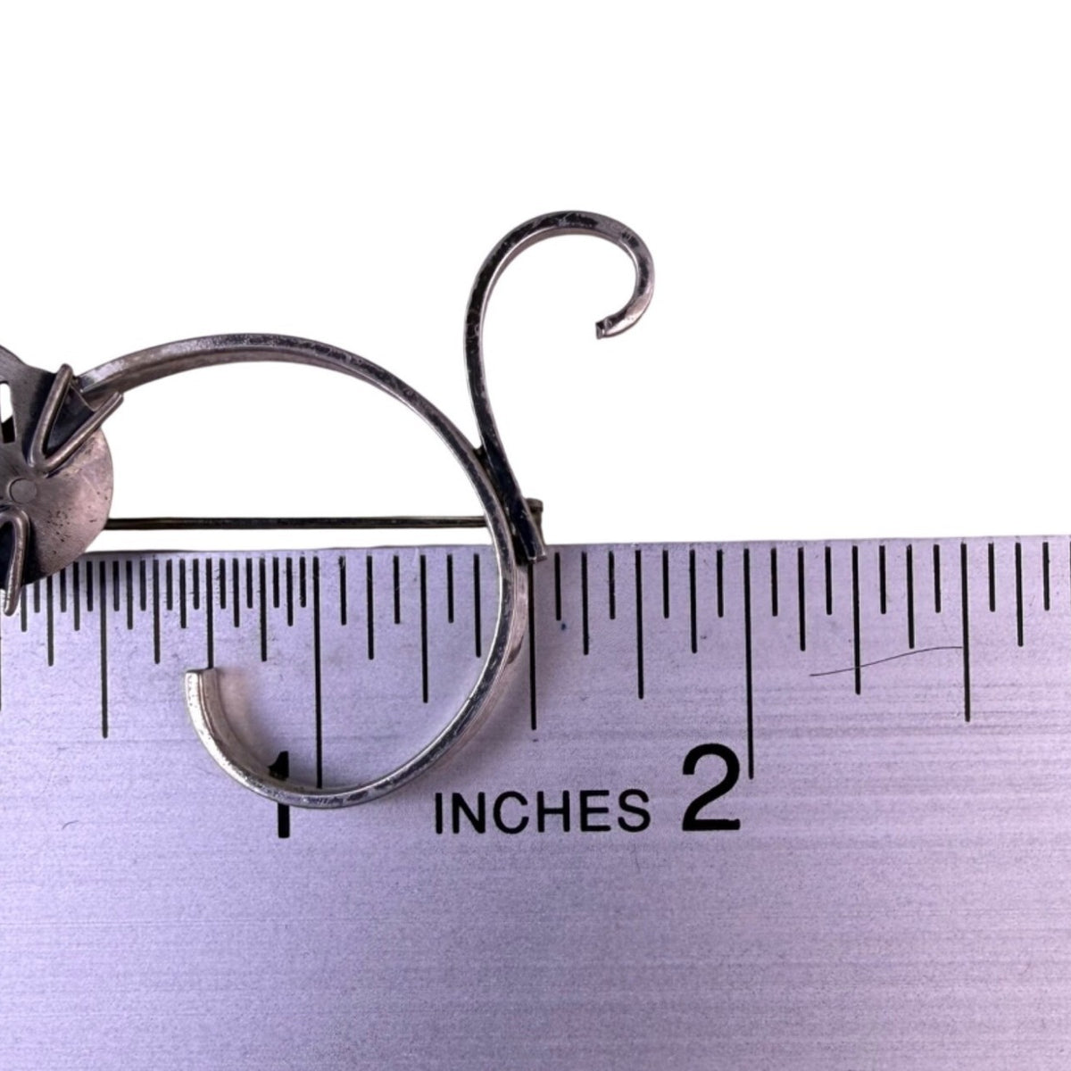 Beau Womens Sterling Silver Tone Metal Cat Shape Brooch Vintage Modernist
