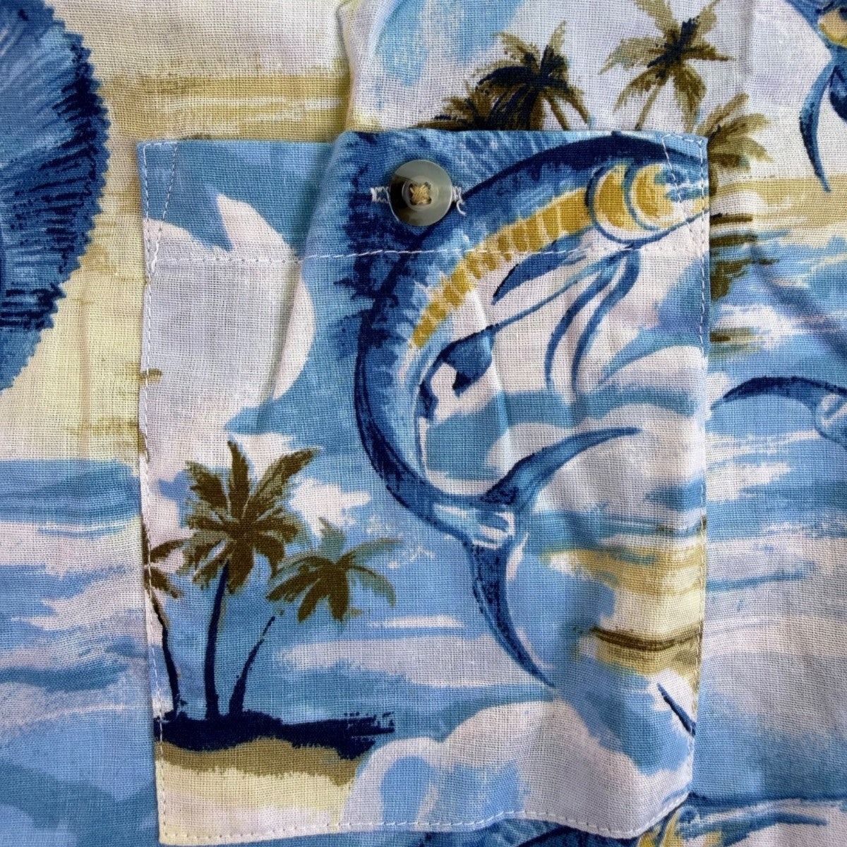 Fishing Life Mens Blue Hawaiian Fishing Shirt Short-Sleeve Casual Sz L