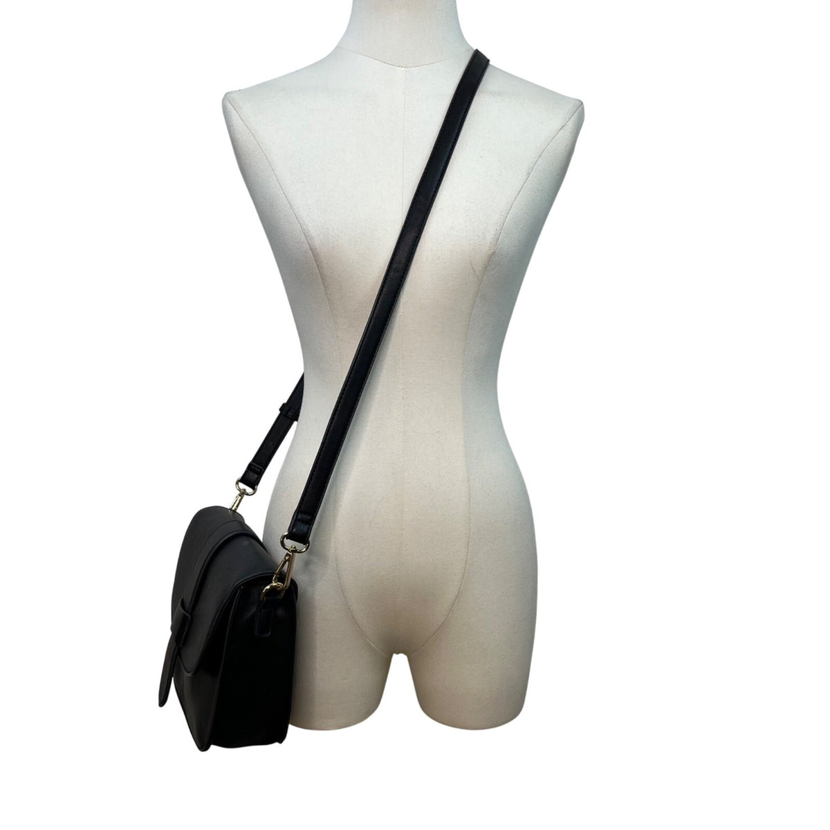 Sole Society Black Faux Leather Adjustable Strap & Snap Closure Crossbody Bag