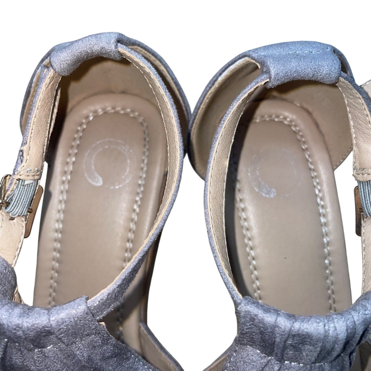 Journee Collection Women’s Gray Suede Open Toe Ankle Strap Wedge Sandals Size 9