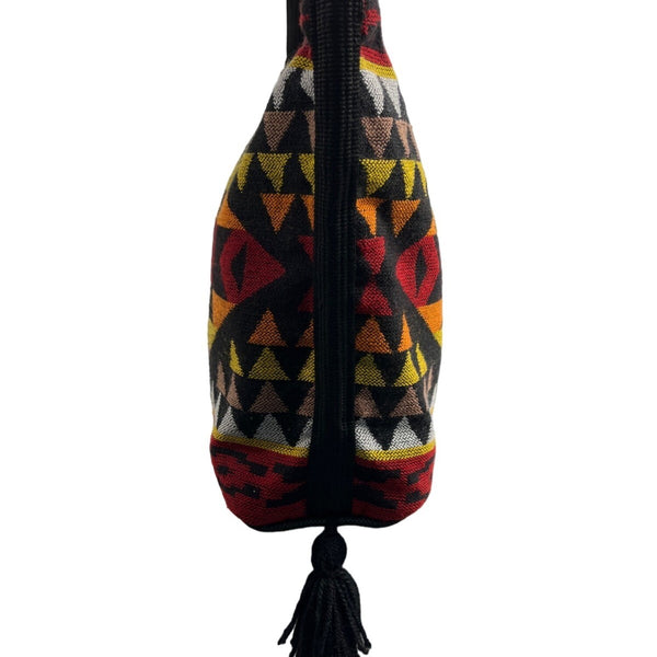 Women's Red and Black Southwest Tribal Print Bucket Bag Sz M