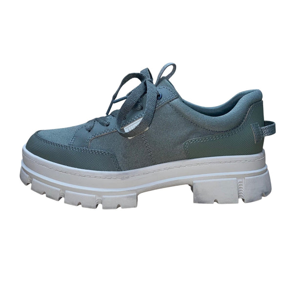 UGG Women’s Green Canvas Lace-Up Chunky Lug Sole Sneakers Size 8