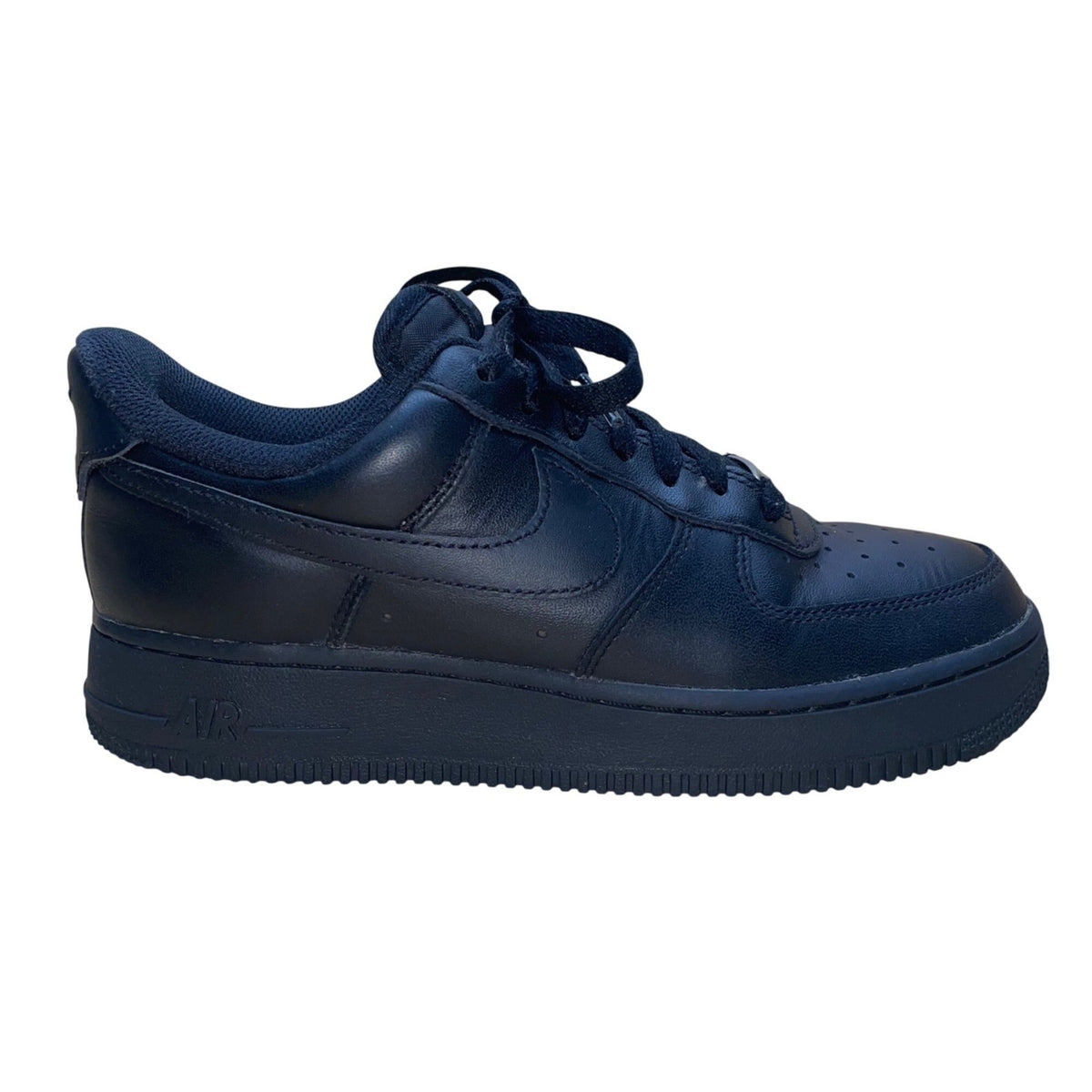 Nike Men’s Triple Black Leather Lace-Up Flyease Air Force 1 Sneakers Size 6