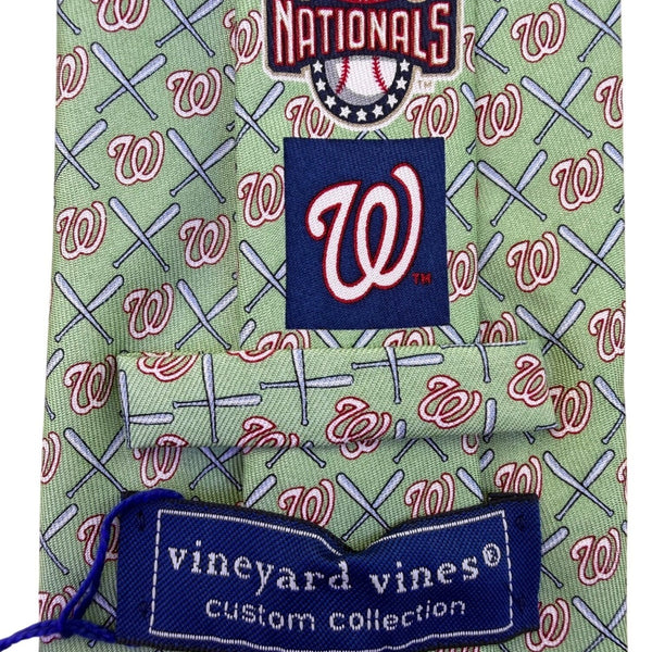Vineyard Vines Mens Green 100% Silk Washington Nationals Logo Patterned Tie