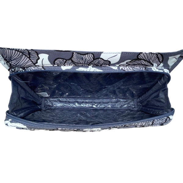 Vera Bradley Women’s Gray Quilted Floral Foldable Hanging Travel Organizer