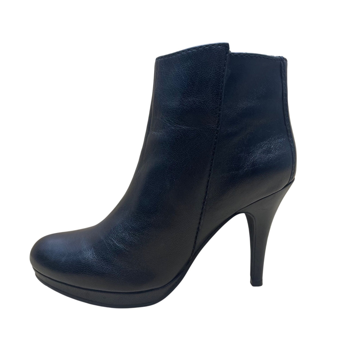 Lucky Brand Women’s Black Leather Sleek Heeled Ankle Booties Size 7