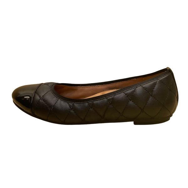 Women’s Black Quilted Leather Desiree Patent Cap Toe Flats Size 6.5