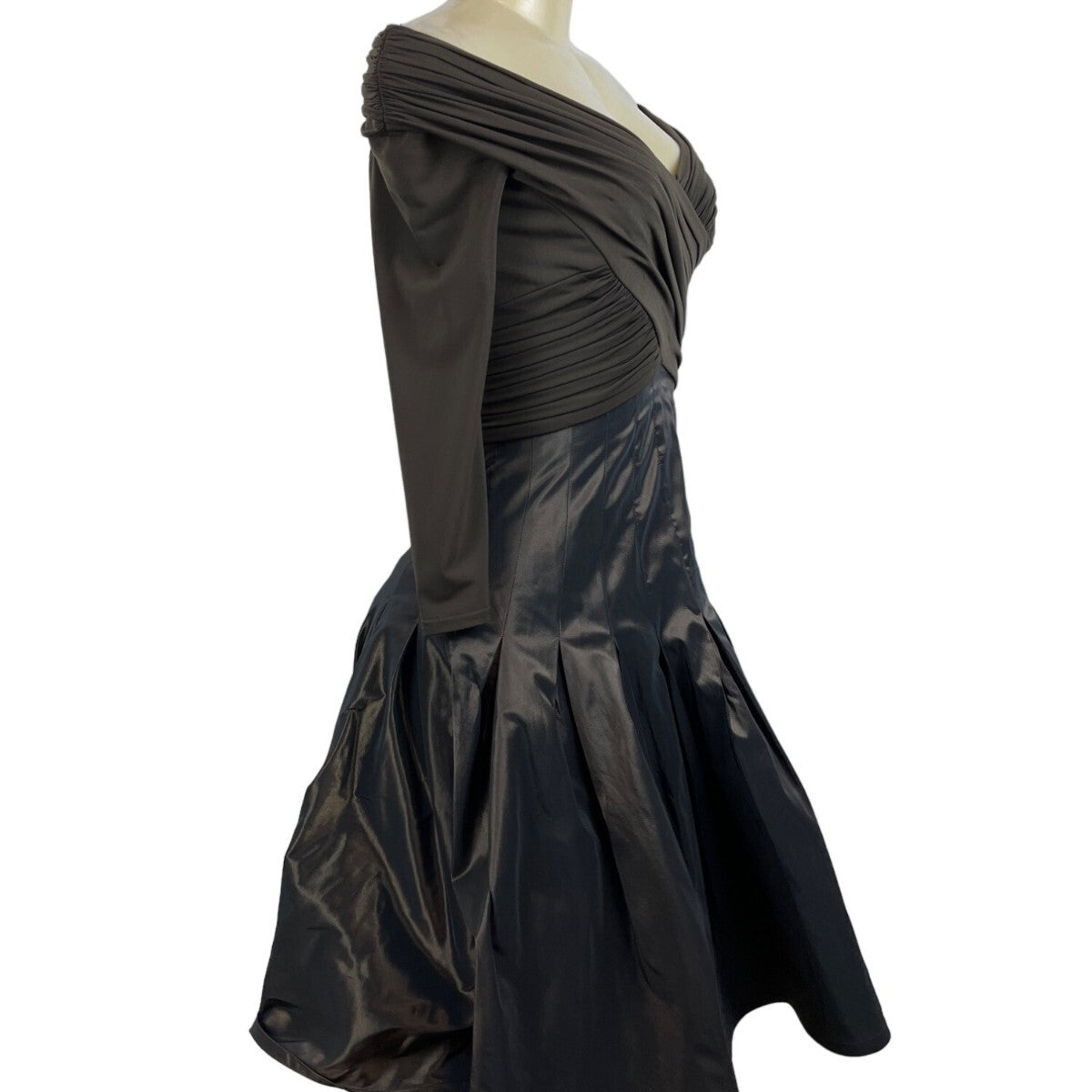 Tadashi Off-The-Shoulder Ruched Long Sleeve Dress With Shiny Full Skirt Sz 2