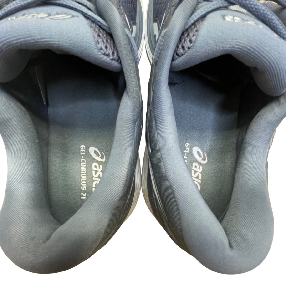 Asics Men’s Gray & White Gel-Cumulus 21 Running Sneakers Size 13