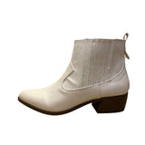Arula Women’s White Faux Embossed Leather Western Block Heel Ankle Boots Size 8W