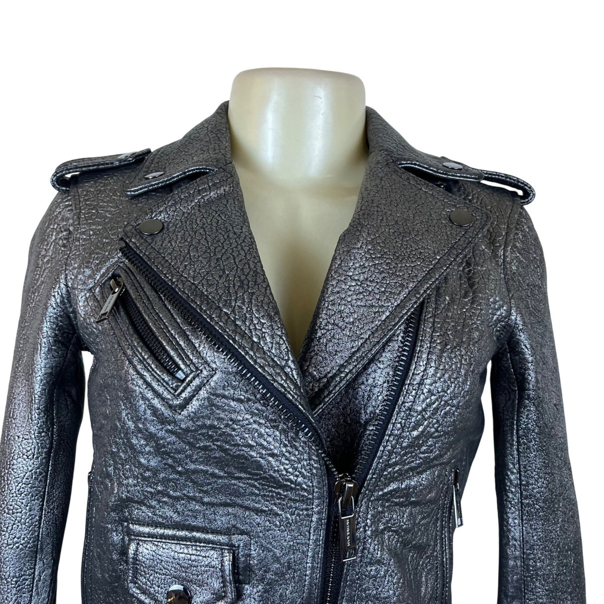 Michael Kors Silver Leather Moto Jacket Belted Zippers Stylish Modern Sz XXS
