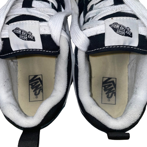 Vans Juniors Black & White Canvas Low Top Skate Sneakers Size 4.5