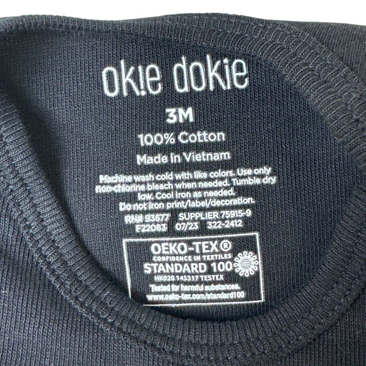 Okie Dokie "My Aunt Is Cooler Than Yours" Baby Bodysuit 3M black - New