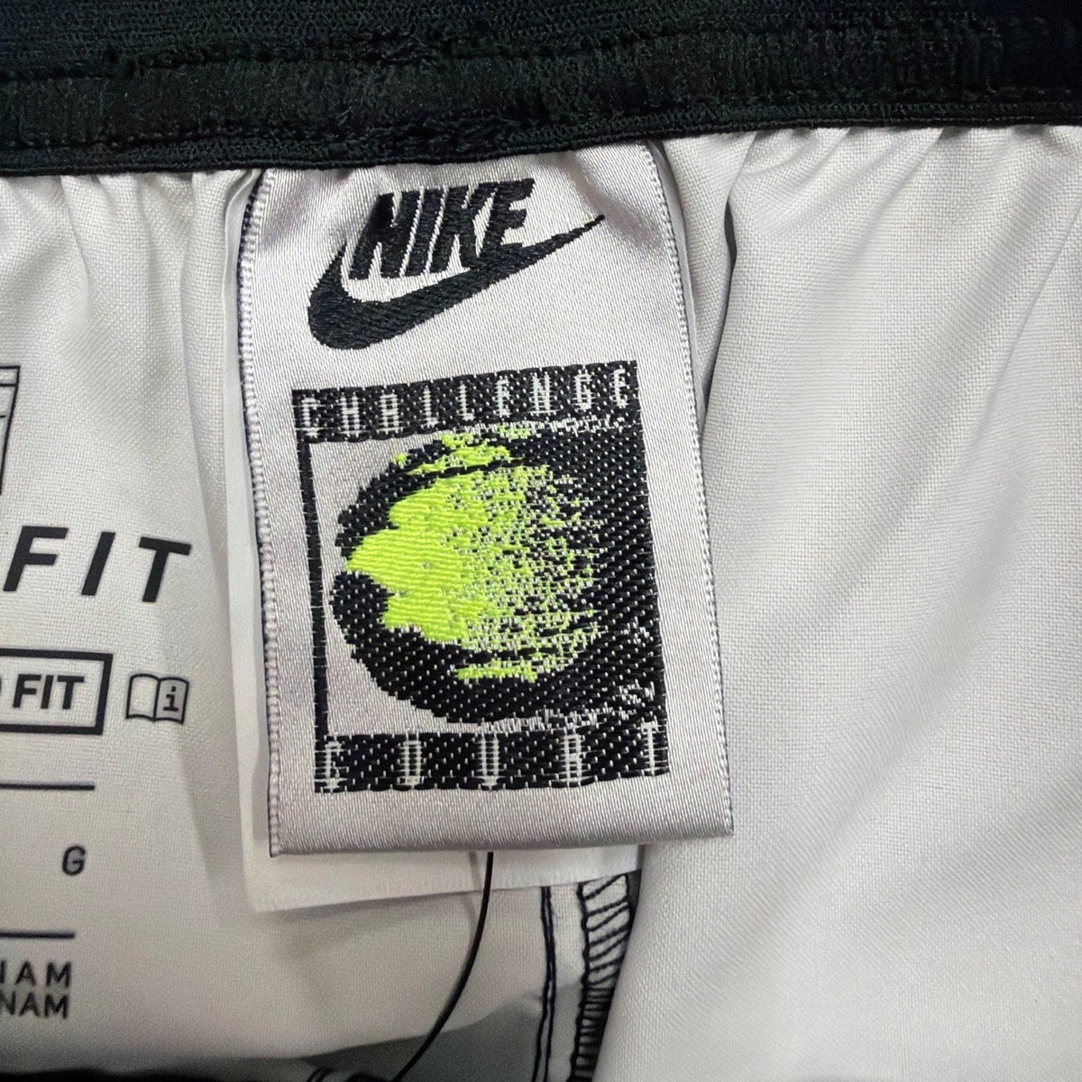 Nike Mens Grey Tennis Shorts With Neon Yellow Graphic Dri-Fit Standard Fit Sz L