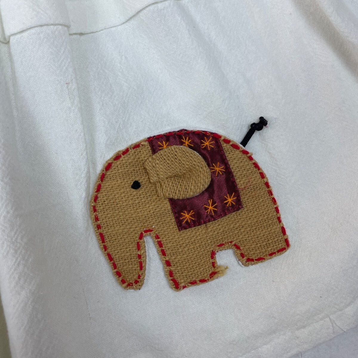 Walk Walk White Sleeveless Dress With Elephant Appliqué & Button Details Sz 3