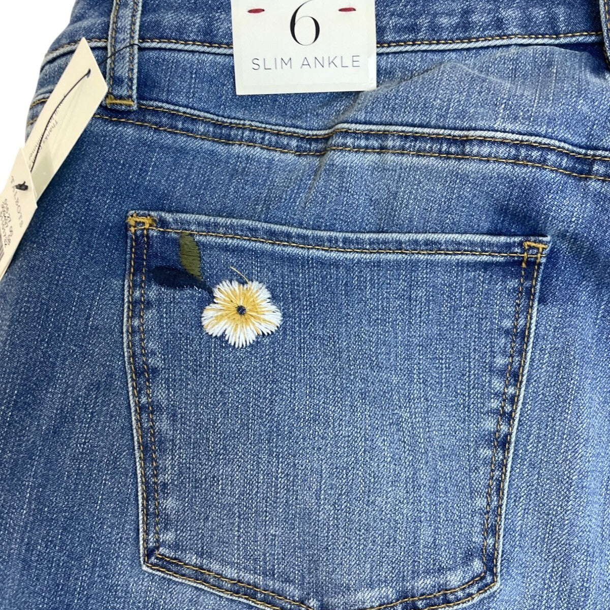 Talbots Women's Blue Medium Wash Embroidered Mid-Rise Jeans Sz 6 - New