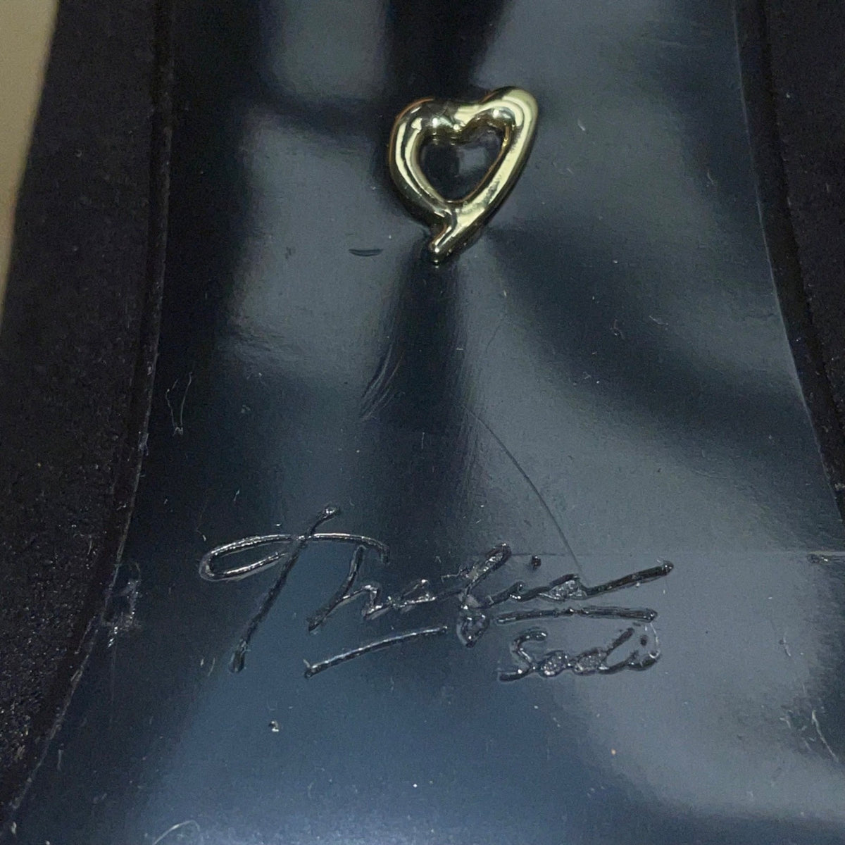 Thalia Sodi Women’s Black & Gold Round Toe Chrissy 2 High Heels Pumps Size 7M