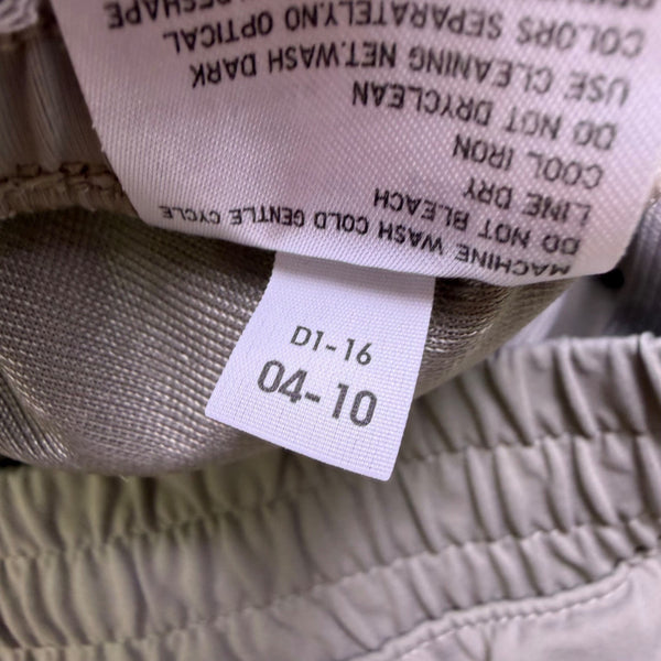 Uniqlo Mens Beige Elastic Waist Shorts Lightweight Casual Activewear Size M