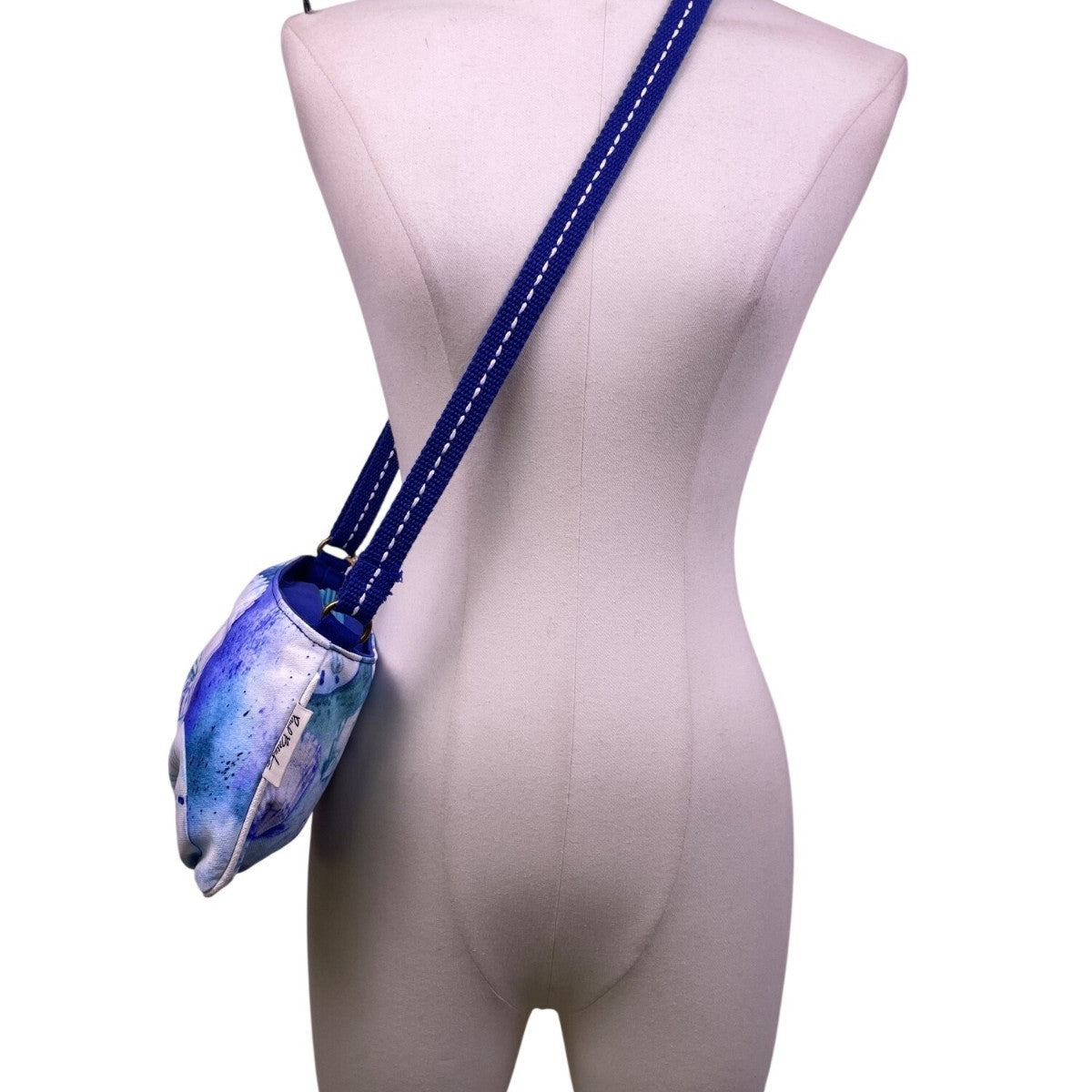 Sea N Sand Women’s Blue & White Canvas Seashell Adjustable Strap Crossbody Bag