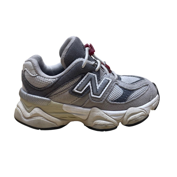 New Balance Men’s Gray Mesh Lace-Up Athletic Shoes Size 6.5US