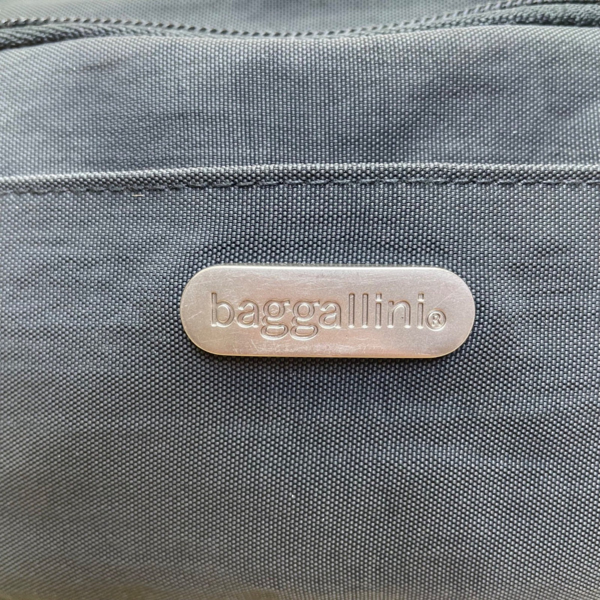 Baggallini Women’s Black Nylon Adjustable Strap Multi-Compartment Crossbody Bag